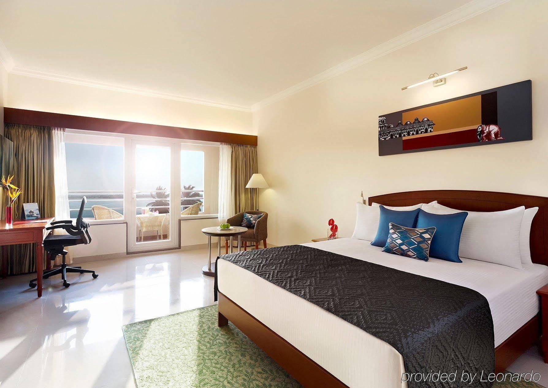 Hotel Naveen Lakeside Hubli Exterior foto